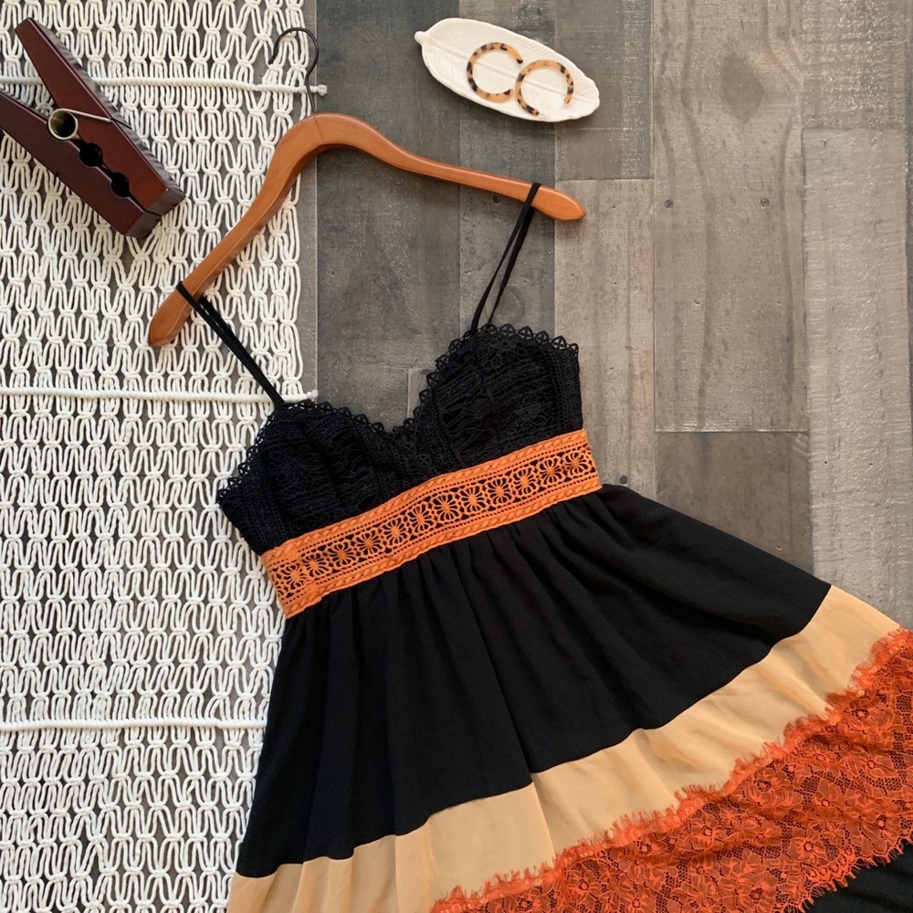 Anthropologie HD In Paris Tiered Lace Dress